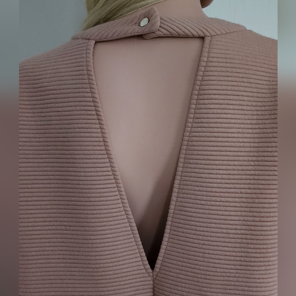 ASOS DRESS BEIGE RIBBED THICK SHIFT DRESS SZ.4 - Picture 8 of 9